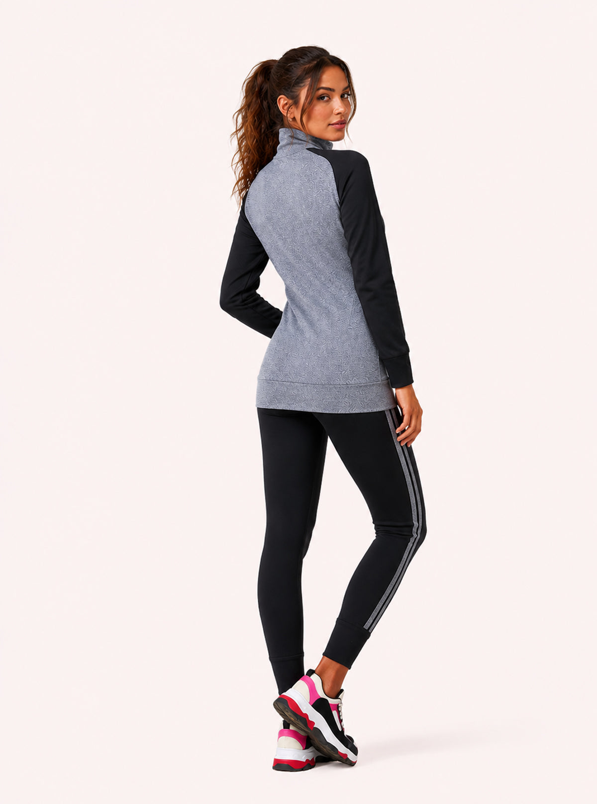 TUTA SPORTIVA DONNA NERA E GRIGIA