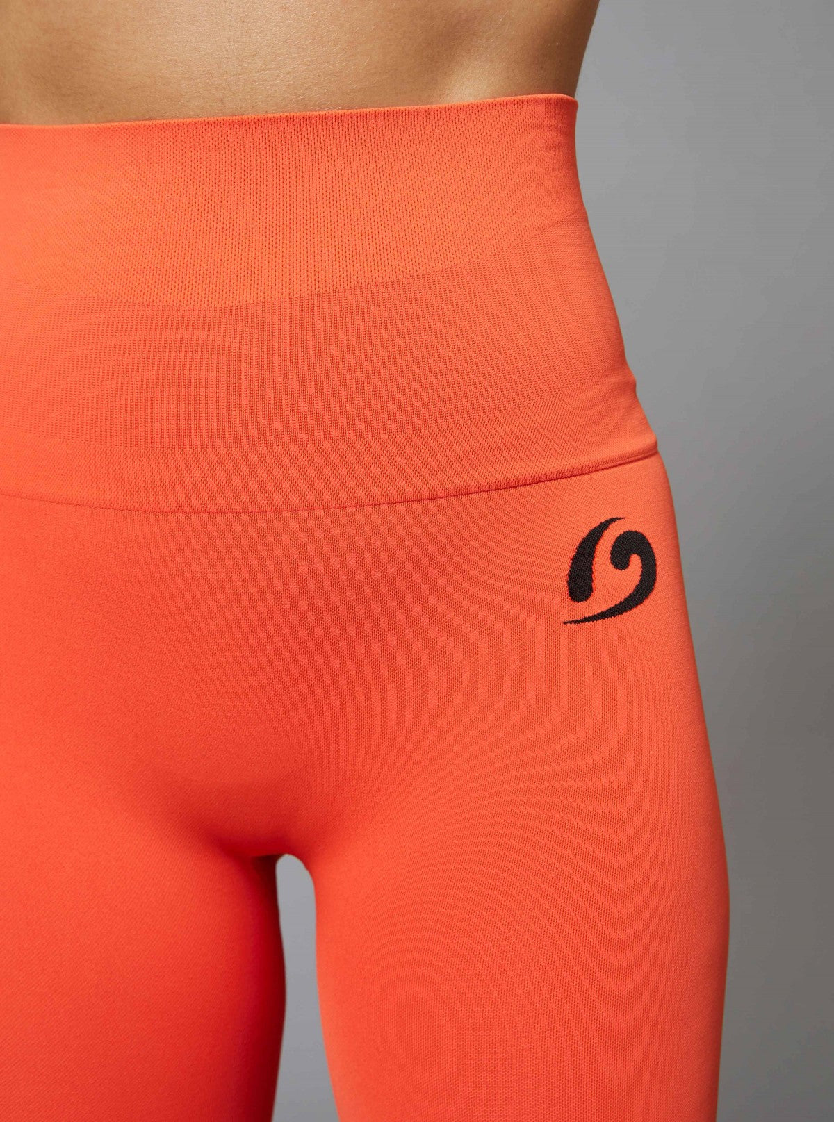 Slim-Leggings mit Push-up-Naht Orange