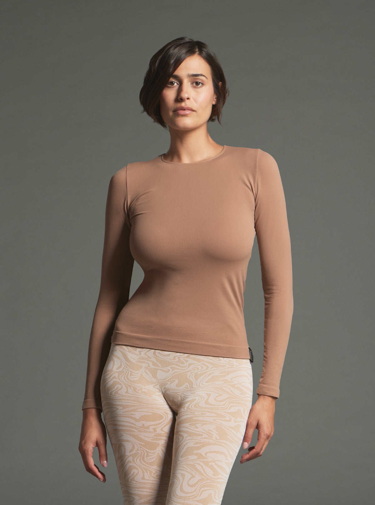 Maglia Girocollo a Manica Lunga Modellante - Glam Active Cuoio
