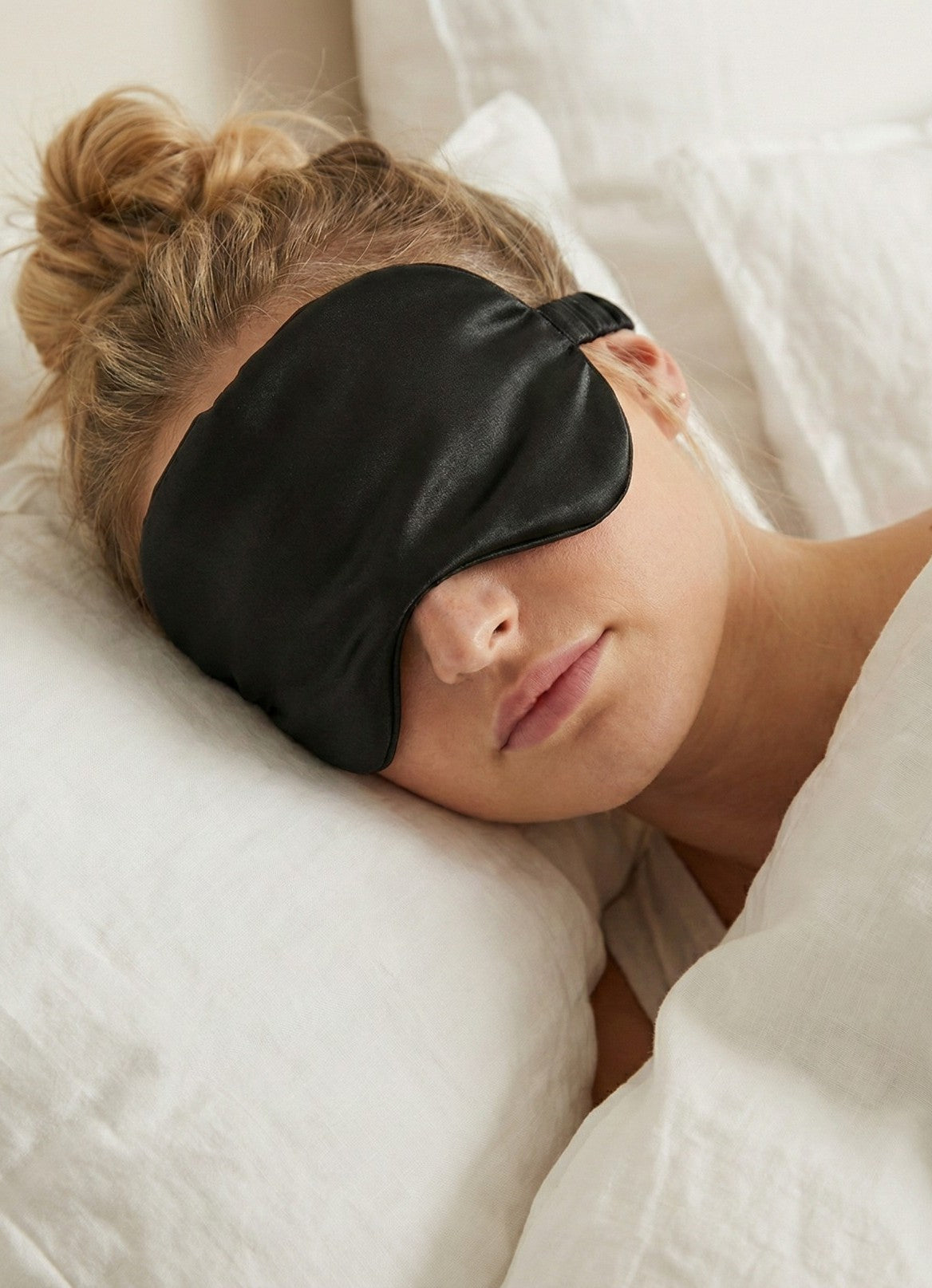 Mascherina Riposante in Dermofibra® Hyaluronic Nero
