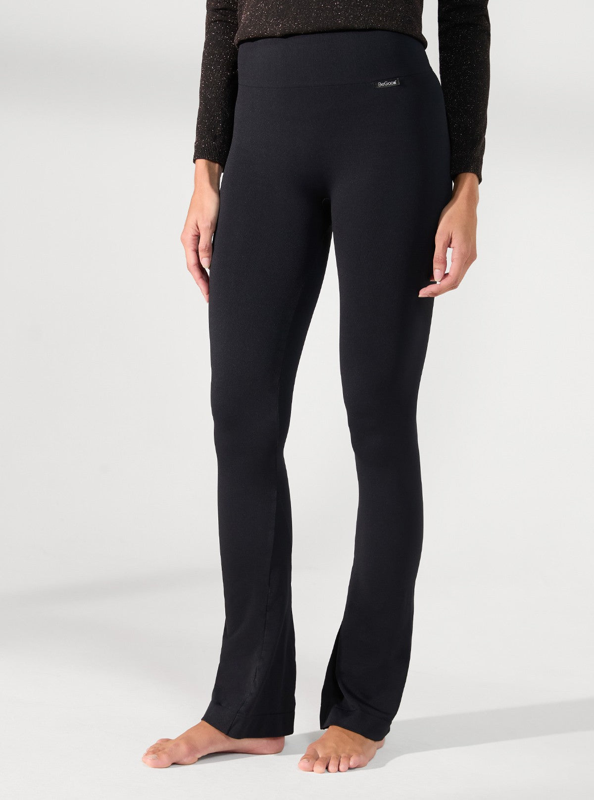 Shaping flared leggings Black