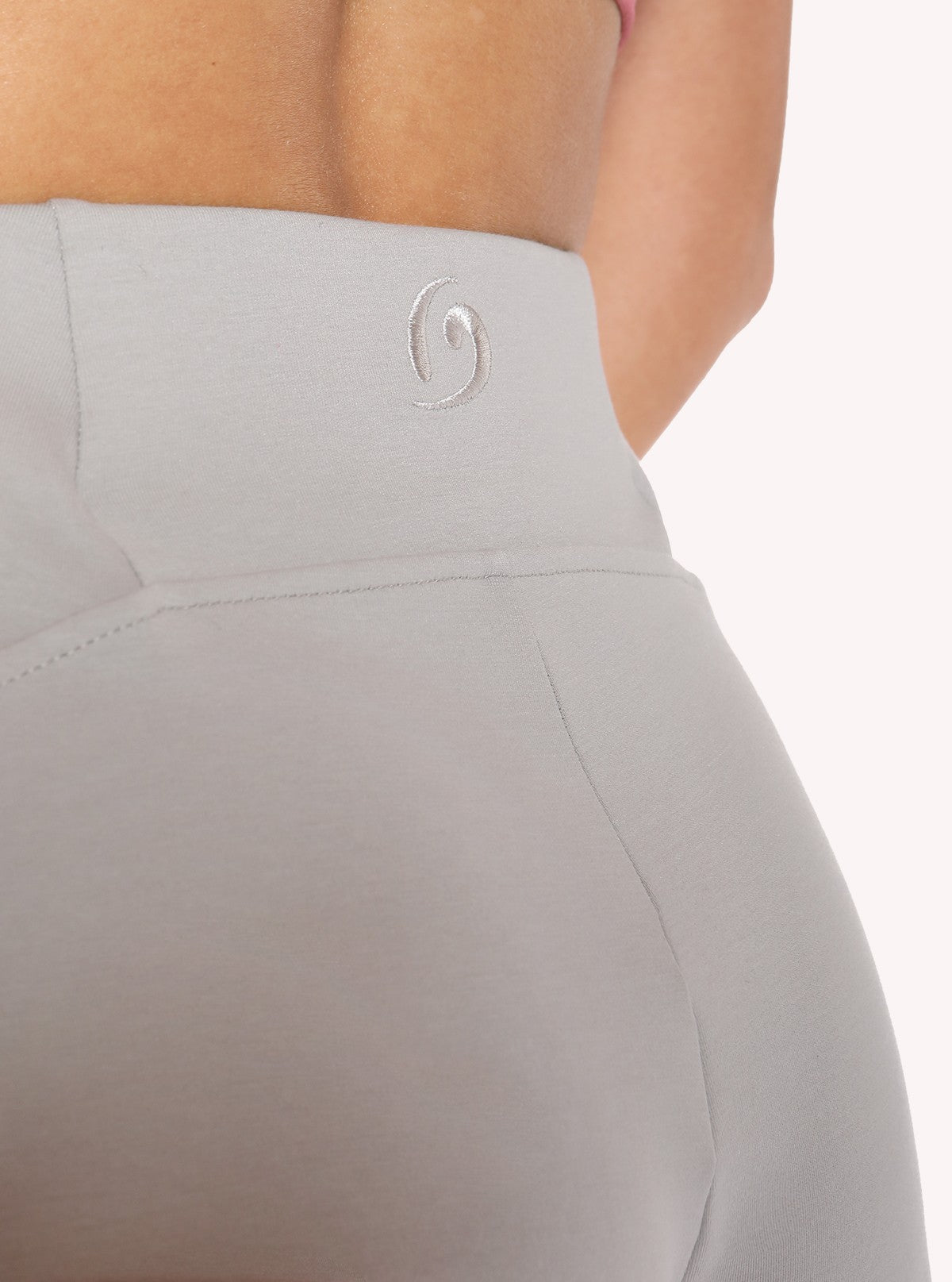 Urban Flow Palazzohose Silber