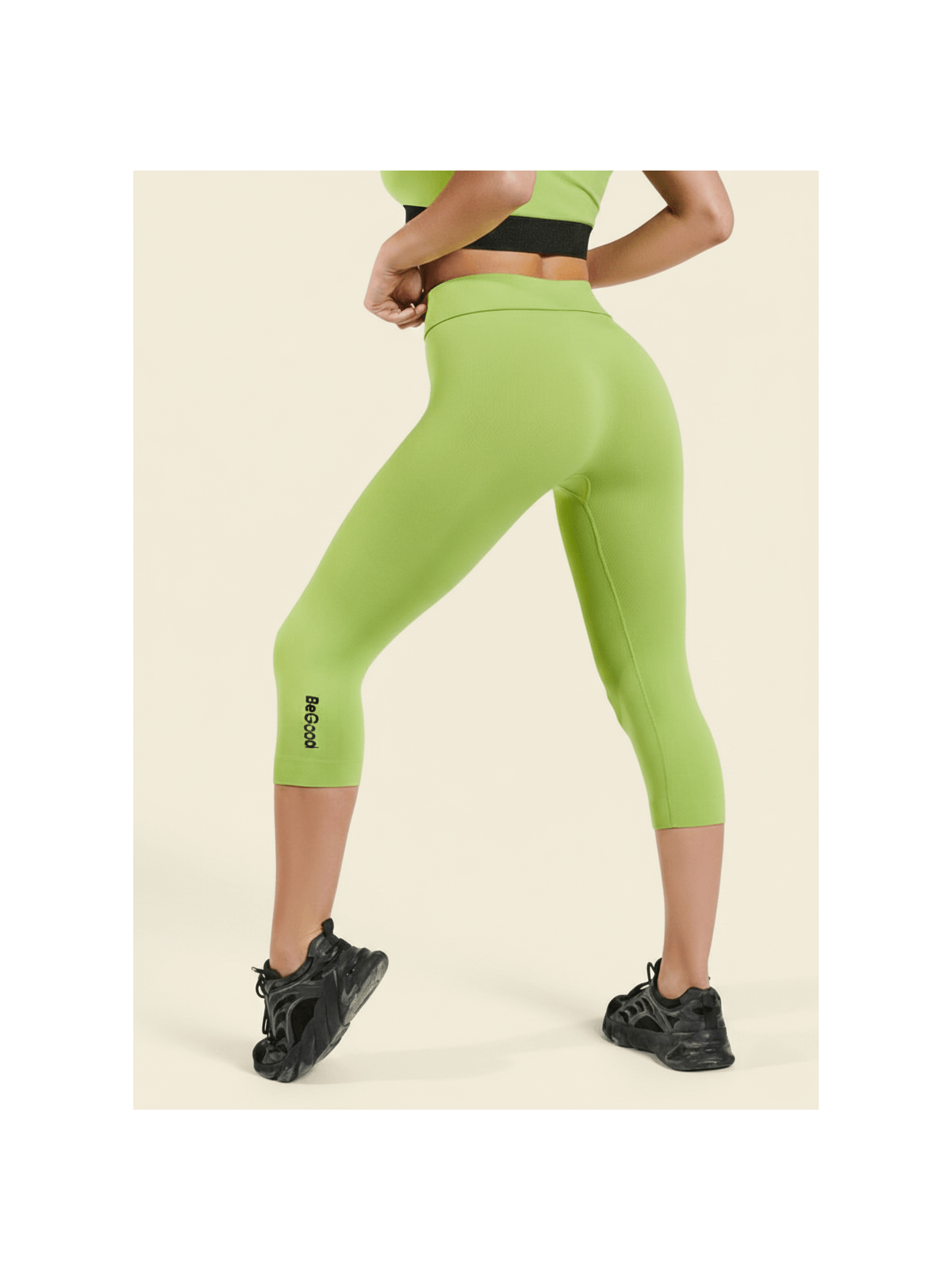 Steppe Leggings Yoga Capri Stampati da Donna a Vita Alta con Tasche, Leggings da Controllo della Pancia, Opachi, Capri a Compressione per Sport & Fitness, Albicocca-S