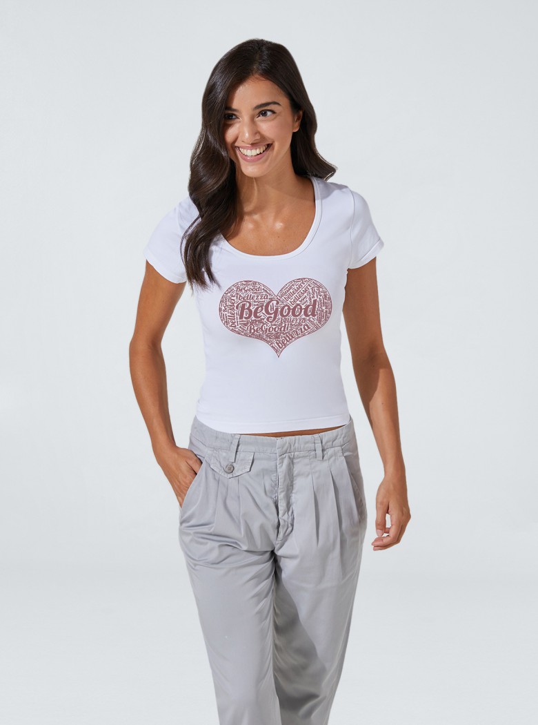 Camiseta Super Fresh con estampado de corazón