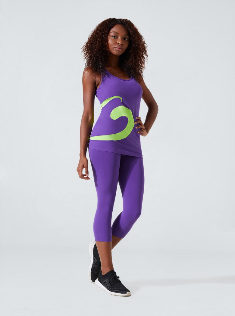 Sleeveless Comfort Stretch Top with Maxi Logo Sleeveless Comfort Stretch Top with Maxi Logo