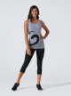 Traje deportivo para mujer: Camiseta melange + Capri negro