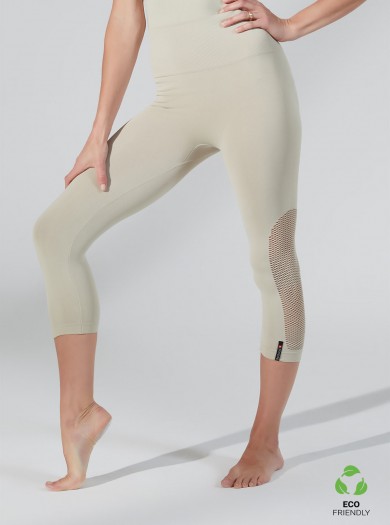 Slim Capri Leggings With Openwork Insert Rope