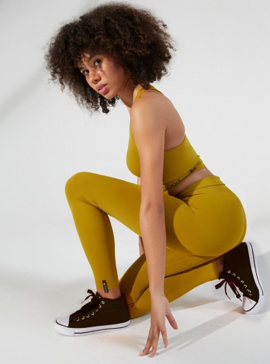 Slim Leggings With Push-Up Seam mustard