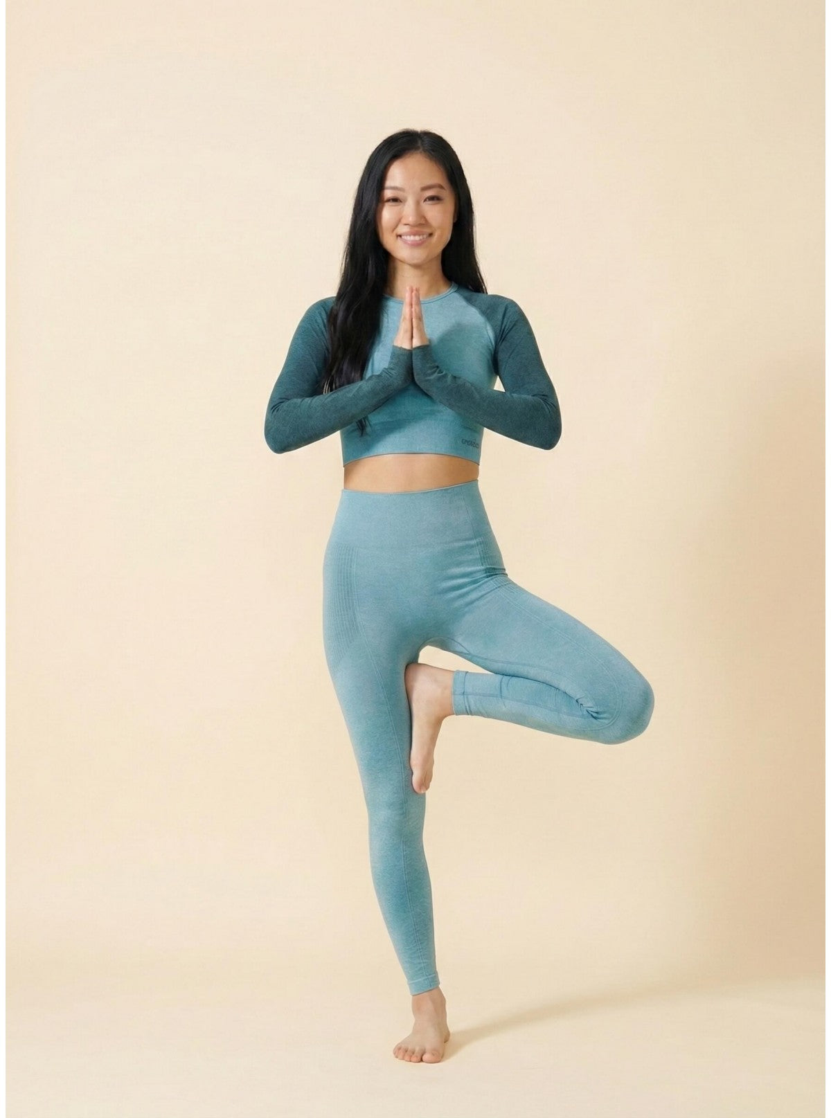 COMPLETO YOGA DONNA AVIO