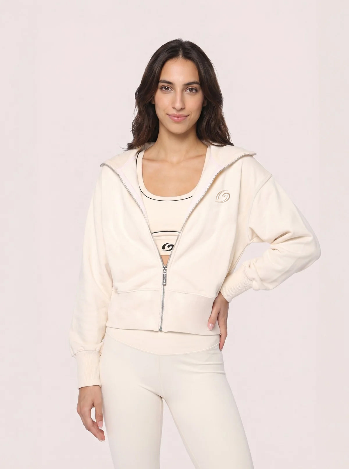 Sudadera con Cremallera Urban Flow Crema