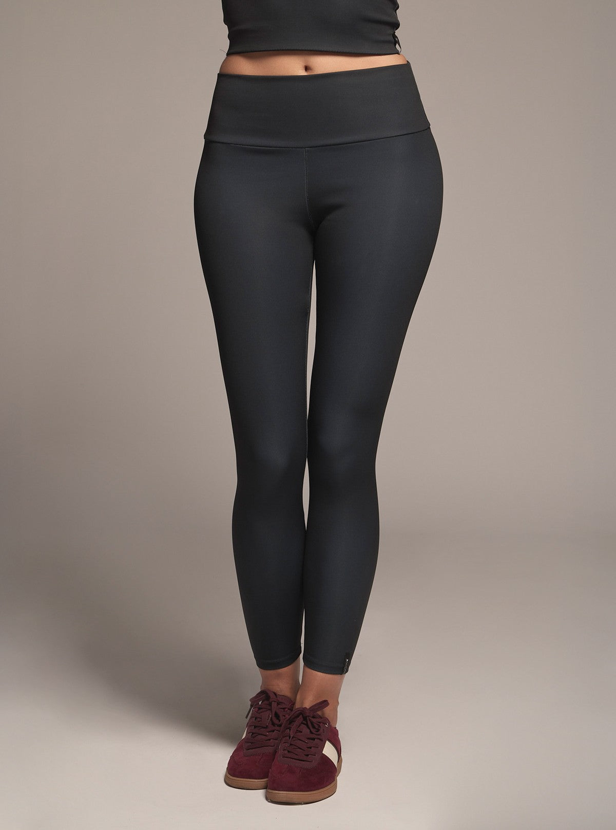 Opaque Slimming Legging - Glam Active Smoky black