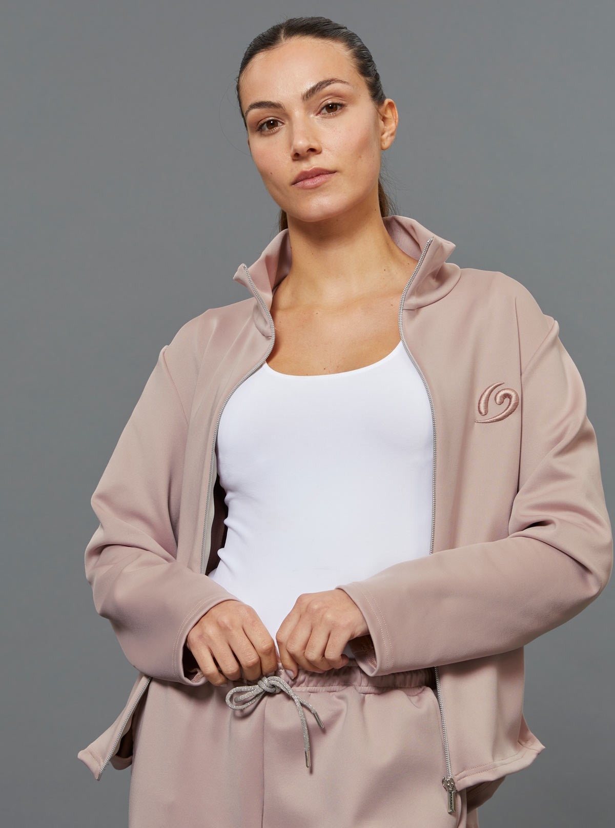 White 3/4 Sleeve Shaping Shirt