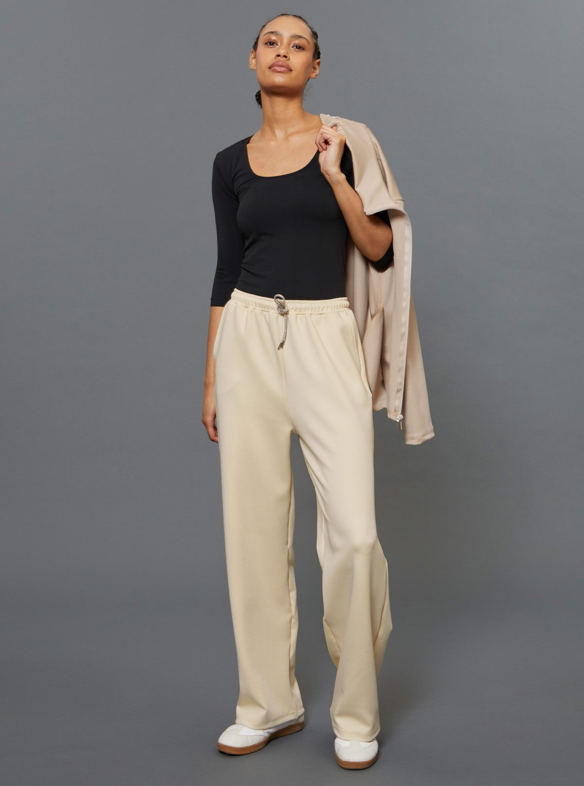 Modellierendes 3/4-Arm-Shirt Schwarz