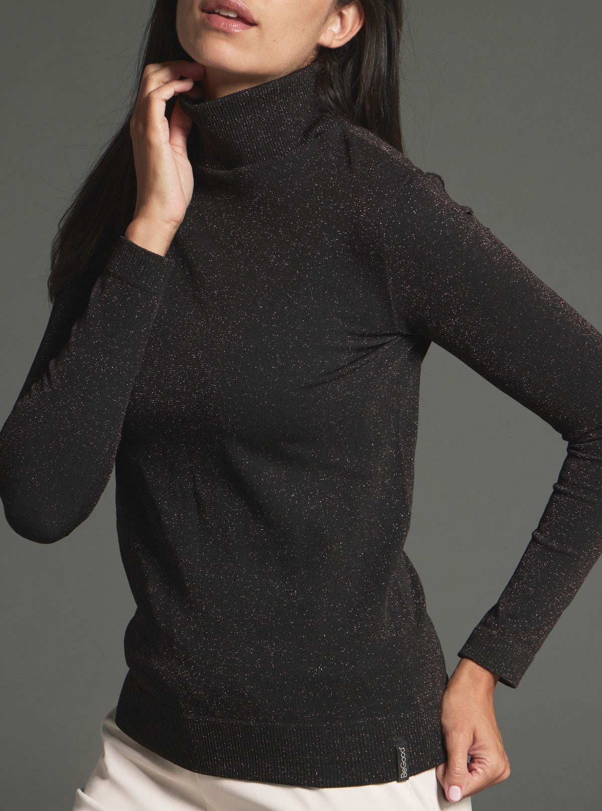 Modellierendes Rollkragen-Shirt Lurex Schwarz-Lurex Braun