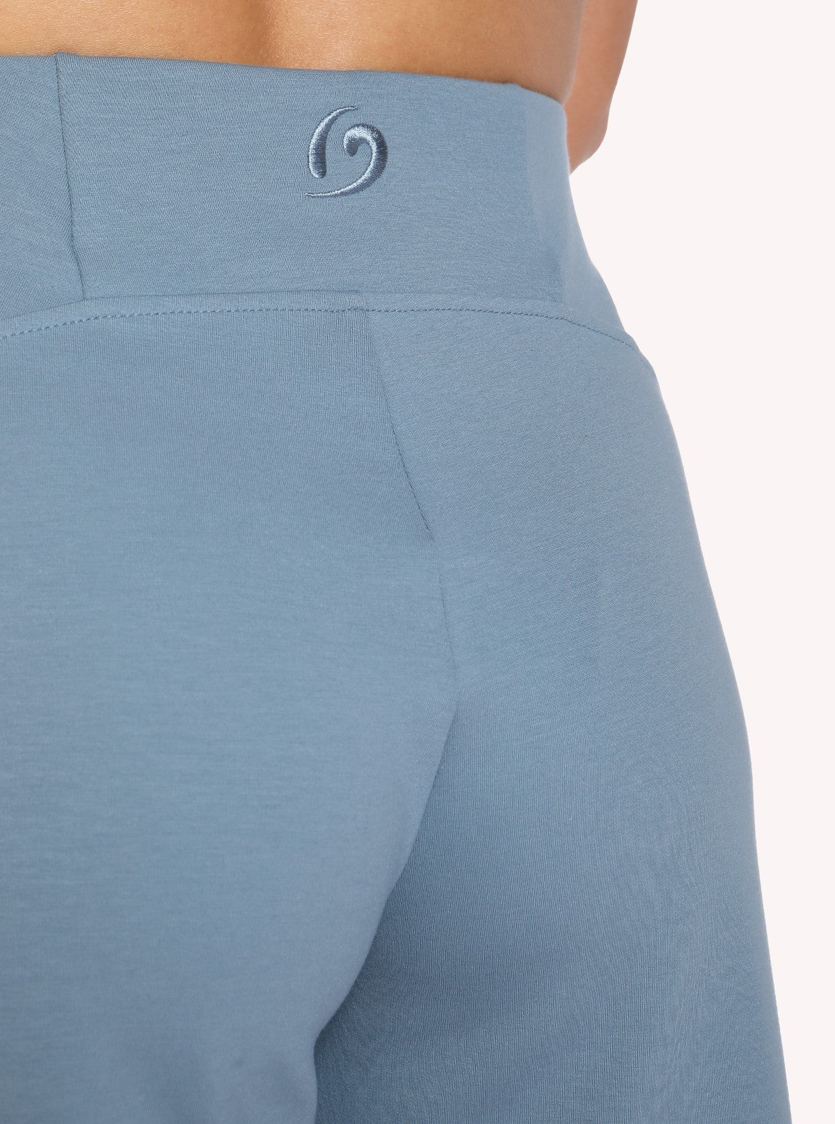 Urban Flow Palazzohose Hellblau