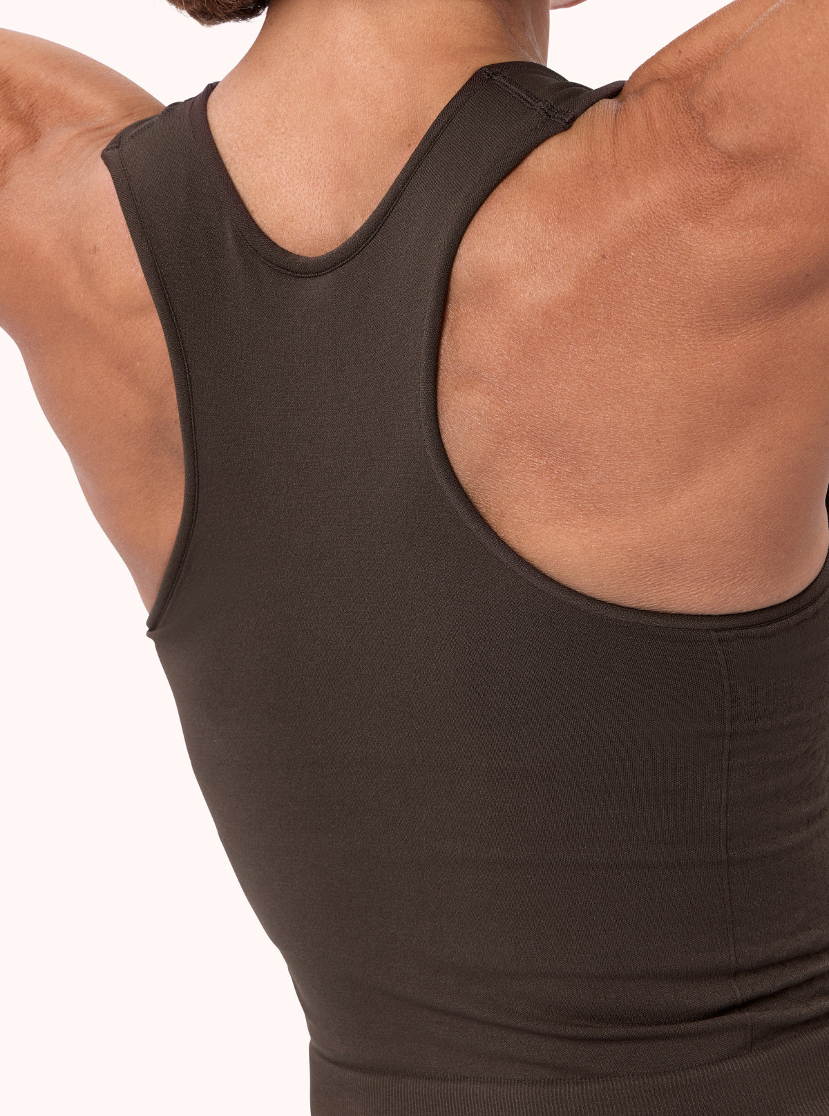 Crop-Tanktop mit Details Schokolade