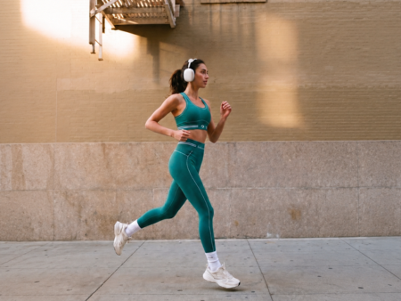Allenarsi con i leggings snellenti: funziona davvero?